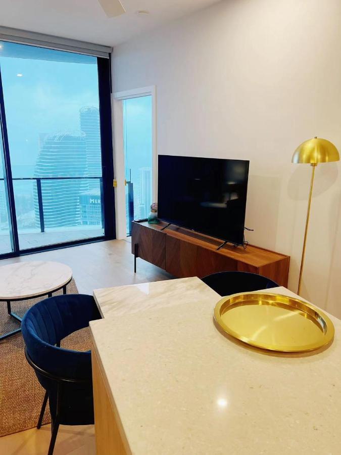2 Bedroom Luxurious Family Apartment On 40Th Floor With Amazing Ocean Coastline Broadbeach Gold Coast Gc40 Extérieur photo